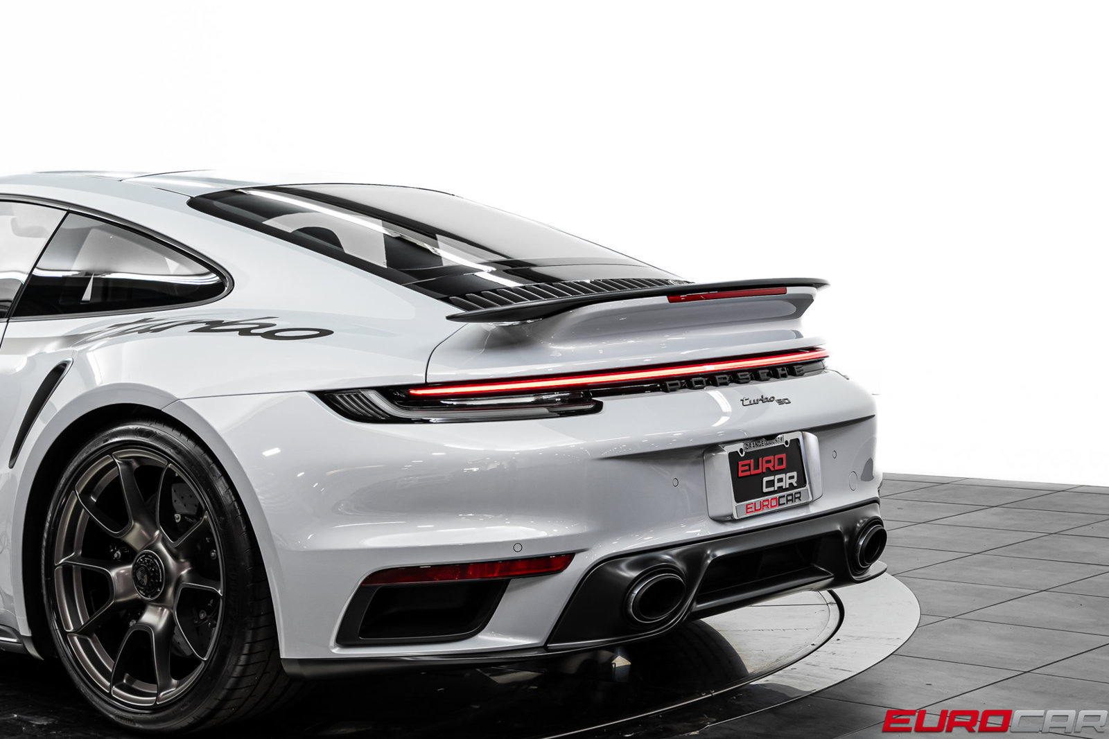Used 2025 Porsche 911 Turbo S AWD/4WD image 17