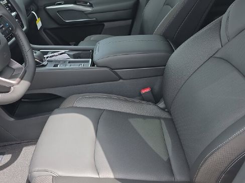 New 2026 Nissan Pathfinder SL w/ SL Premium Package FWD image 6