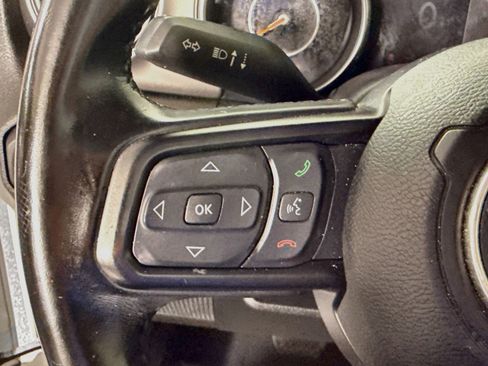 Used 2020 Jeep Gladiator Sport w/ Quick Order Package 24S AWD/4WD image 14