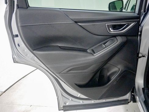 Used 2019 Subaru Forester Touring image 39