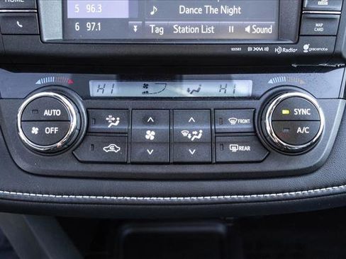 Used 2018 Toyota RAV4 Limited image 18