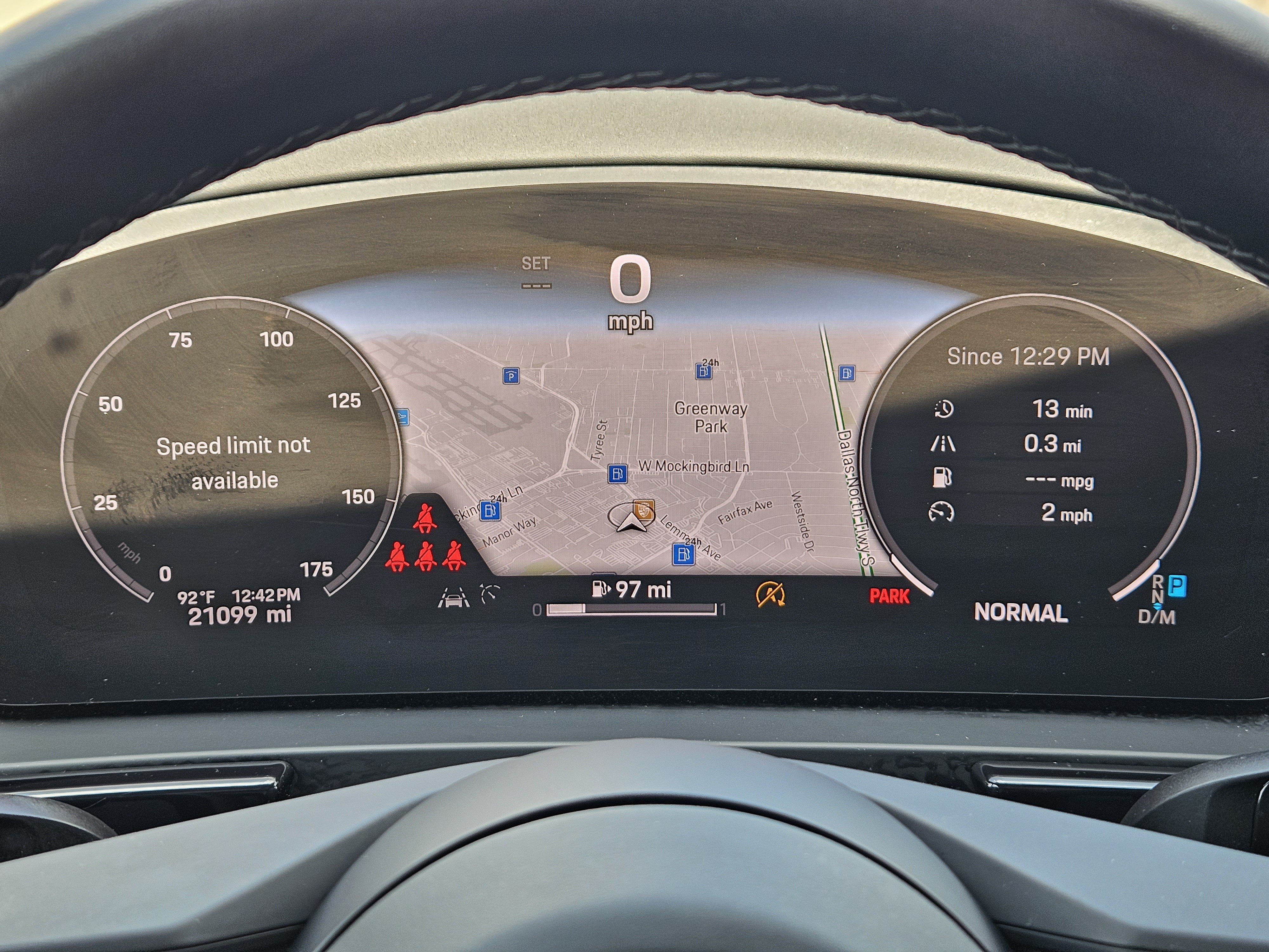 Certified 2024 Porsche Cayenne Coupe AWD/4WD image 16