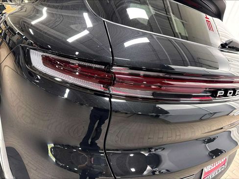New 2026 Porsche Cayenne AWD/4WD image 34