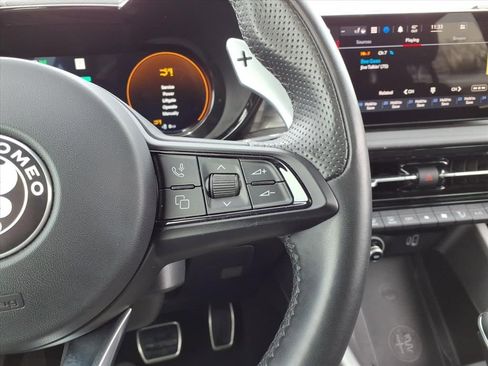 Used 2024 Alfa Romeo Tonale Veloce image 31