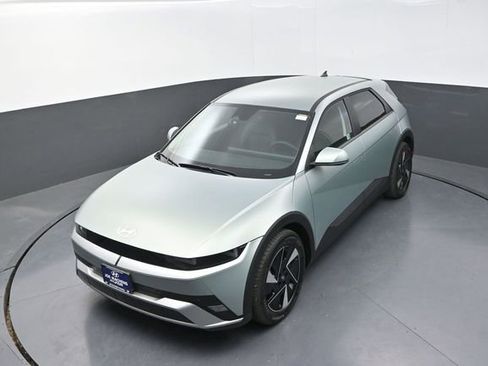 New 2026 Hyundai Ioniq 5 SEL AWD/4WD image 24