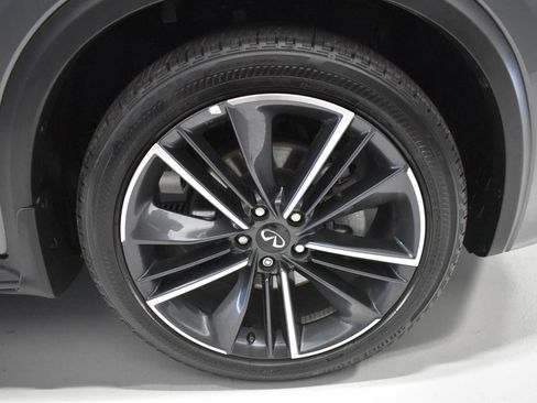 Used 2025 INFINITI QX55 Essential AWD/4WD image 10