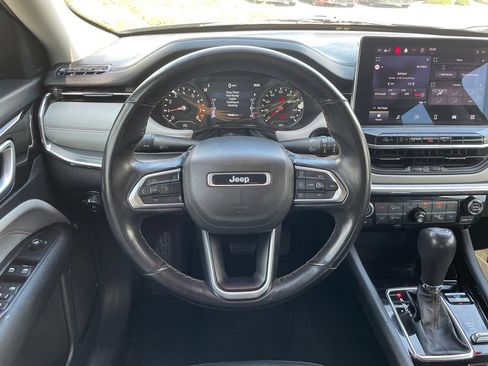 Used 2022 Jeep Compass Limited AWD/4WD image 14
