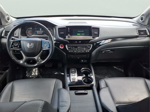 Used 2022 Honda Pilot Touring image 18