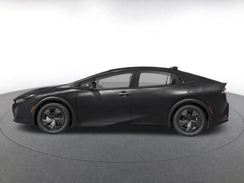 Used 2025 Toyota Prius LE FWD image 3