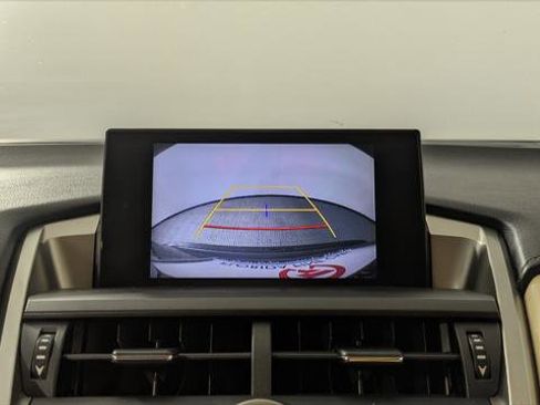 Used 2017 Lexus NX 200t FWD image 29