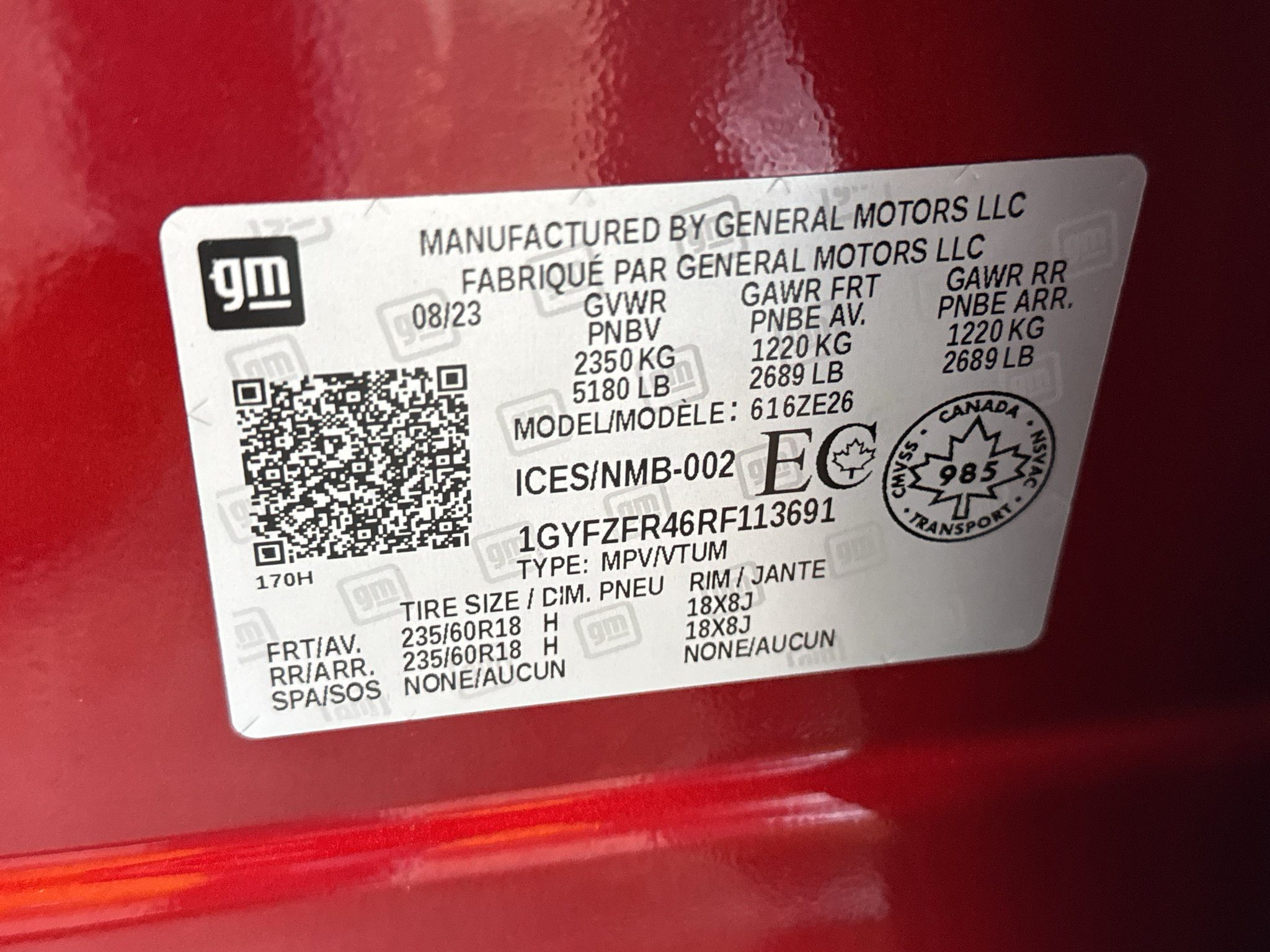 Used 2024 Cadillac XT4 Sport w/ LPO, Floor Liner Package AWD/4WD image 38
