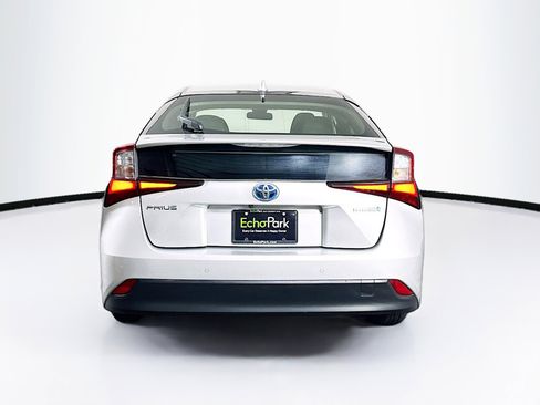 Used 2022 Toyota Prius LE image 7