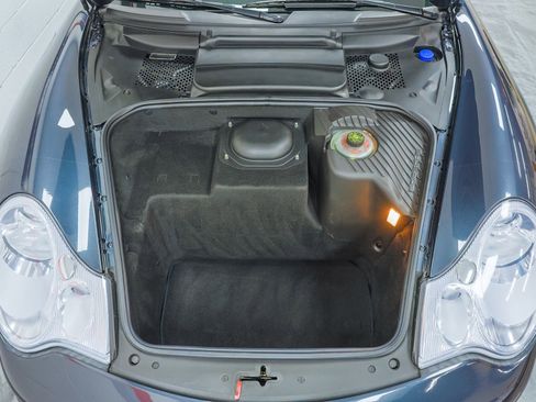 Used 2004 Porsche 911 GT3 image 2