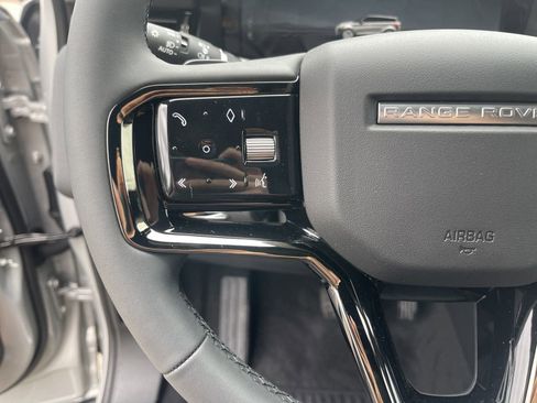 New 2025 Land Rover Range Rover Evoque S image 13