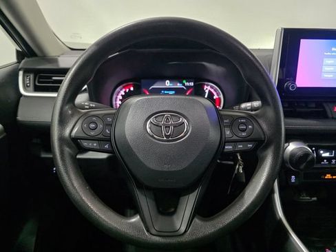 Used 2024 Toyota RAV4 LE AWD/4WD image 16