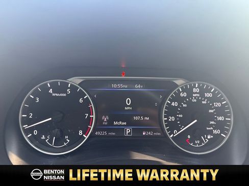 Used 2023 Nissan Sentra SR w/ Trunk Package image 16