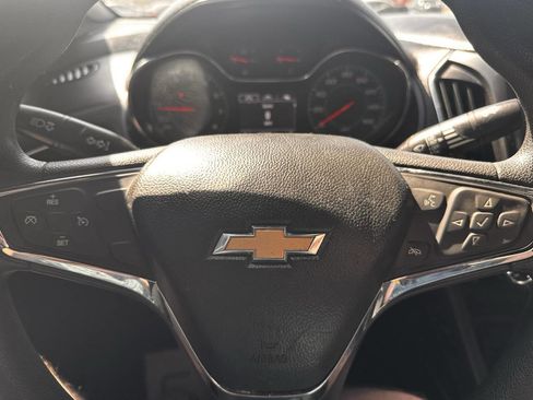 Used 2018 Chevrolet Cruze LT w/ Convenience Package image 15