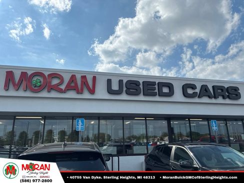 Certified 2024 Buick Encore GX Preferred w/ Comfort Package FWD image 7