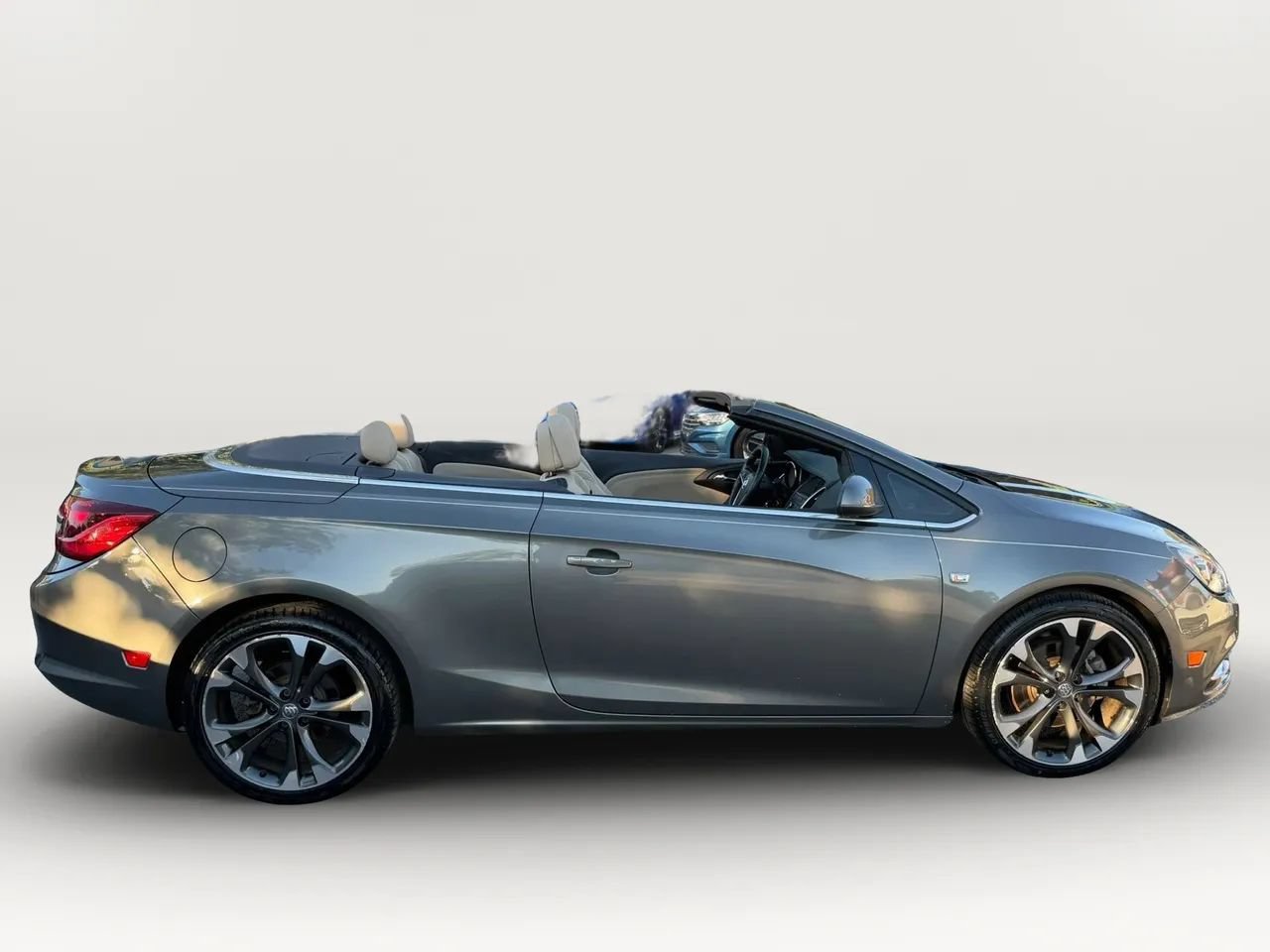 Used 2017 Buick Cascada Premium FWD image 32