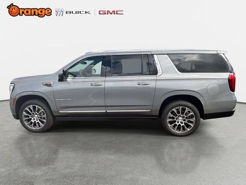 New 2026 GMC Yukon Denali w/ Denali Reserve Package AWD/4WD image 6