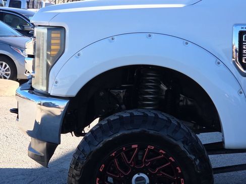 Used 2019 Ford F250 XLT image 5