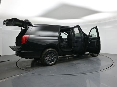 New 2025 Ford Expedition Max Platinum w/ Stealth Performance Package image 5