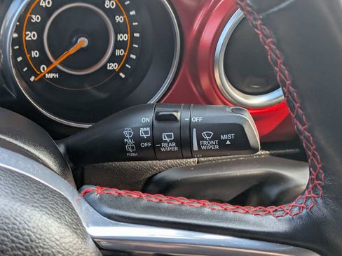 Used 2023 Jeep Wrangler Unlimited Rubicon w/ Cold Weather Group image 26