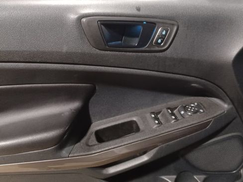 Used 2020 Ford EcoSport SES image 5