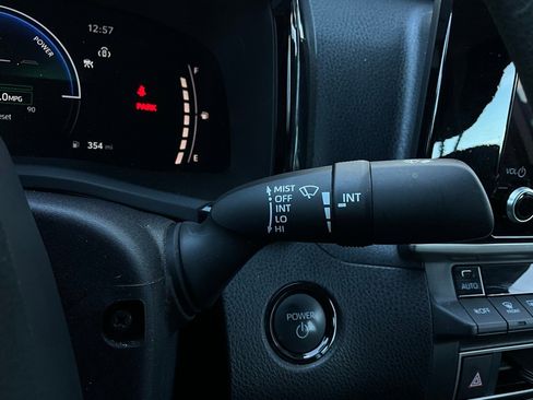 Used 2025 Toyota Camry LE image 35