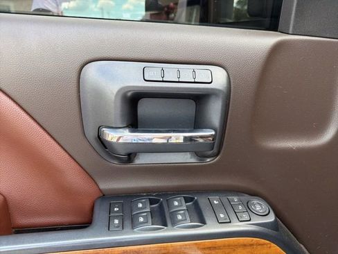 Used 2018 Chevrolet Silverado 3500 High Country w/ Duramax Plus Package AWD/4WD image 15