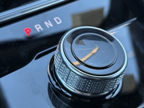 New 2025 Jeep Grand Cherokee Altitude image 31