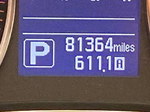 Used 2018 Nissan Armada Platinum w/ Captain Seat Package image 19