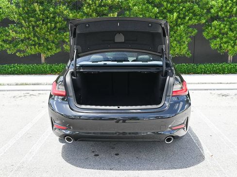 Used 2019 BMW 330i Sedan RWD image 9