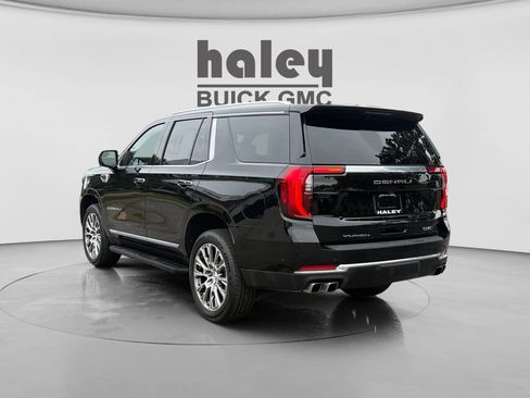 Used 2025 GMC Yukon Denali AWD/4WD image 3
