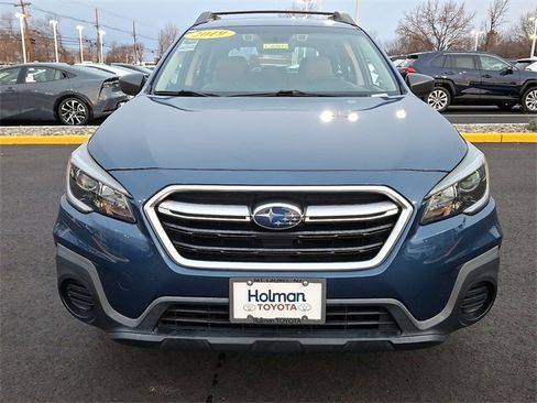 Used 2019 Subaru Outback 2.5i image 3