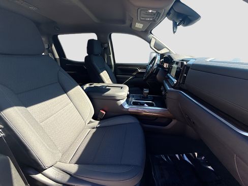 Used 2022 Chevrolet Silverado 1500 RST w/ LPO, Dark Essentials Package image 32