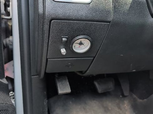 Used 2018 RAM 2500 SLT AWD/4WD image 11