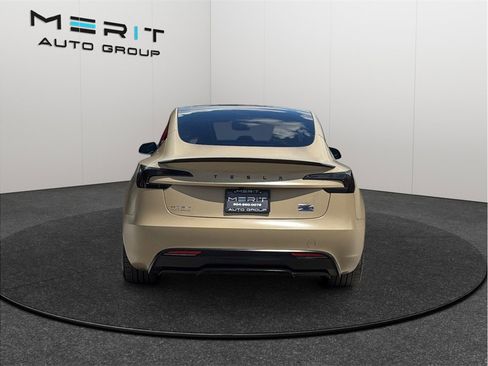 Used 2024 Tesla Model 3 Performance AWD/4WD image 8