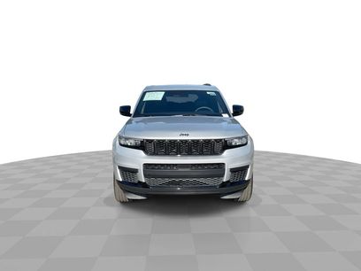 Used 2023 Jeep Grand Cherokee L Laredo