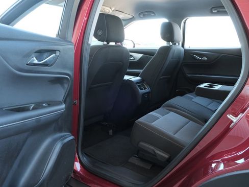 Used 2025 Chevrolet Blazer LT image 25