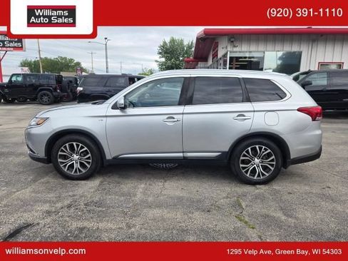 Used 2018 Mitsubishi Outlander GT AWD/4WD image 7