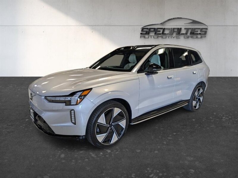 Used 2025 Volvo EX90 Ultra AWD/4WD image 5