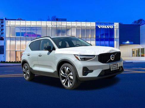 New 2026 Volvo XC40 B5 Ultra w/ Climate Package AWD/4WD image 1