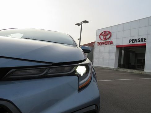 Used 2020 Toyota Corolla SE image 4