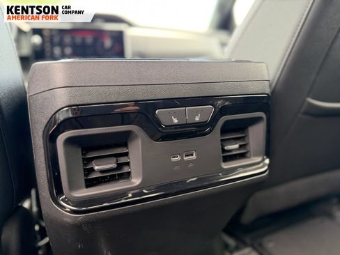 Used 2024 GMC Sierra 1500 AT4 w/ Technology Package AWD/4WD image 34