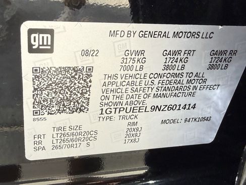 Used 2022 GMC Sierra 1500 AT4 w/ AT4 Premium Package image 11