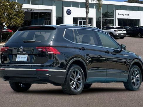 Used 2023 Volkswagen Tiguan SE FWD image 4