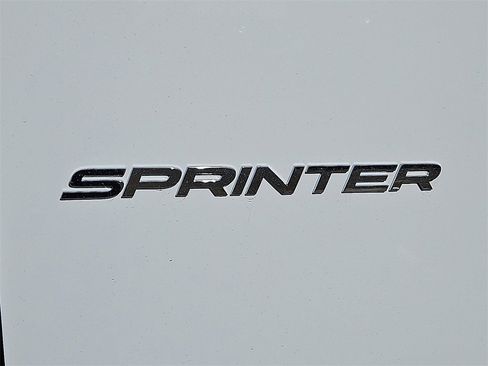 Used 2025 Mercedes-Benz Sprinter 2500 image 14