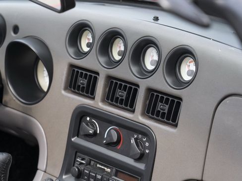 Used 1993 Dodge Viper RT/10 image 31