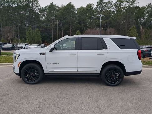 New 2026 GMC Yukon Denali w/ Sun & Power Step Package image 9